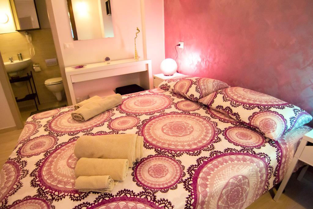 Rosemary Charming Rooms Termoli Eksteriør bilde